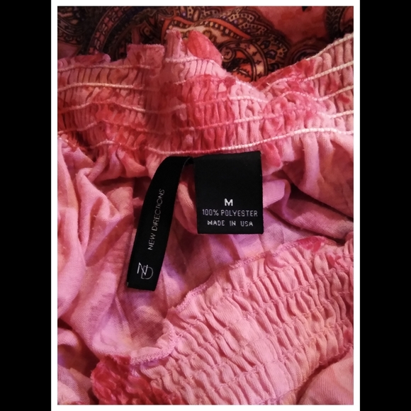 NEW DIRECTIONS off-shoulder top with bling - Picture 5 of 6